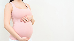 怀孕几个月如何鉴定是谁的孩子[林芝地区]，林芝地区无创孕期亲子鉴定收费多少